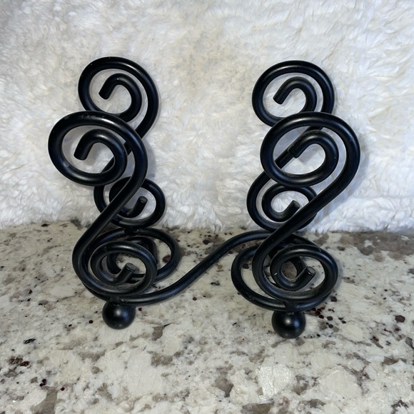NWOT Black napkin holder. - Picture 3 of 5